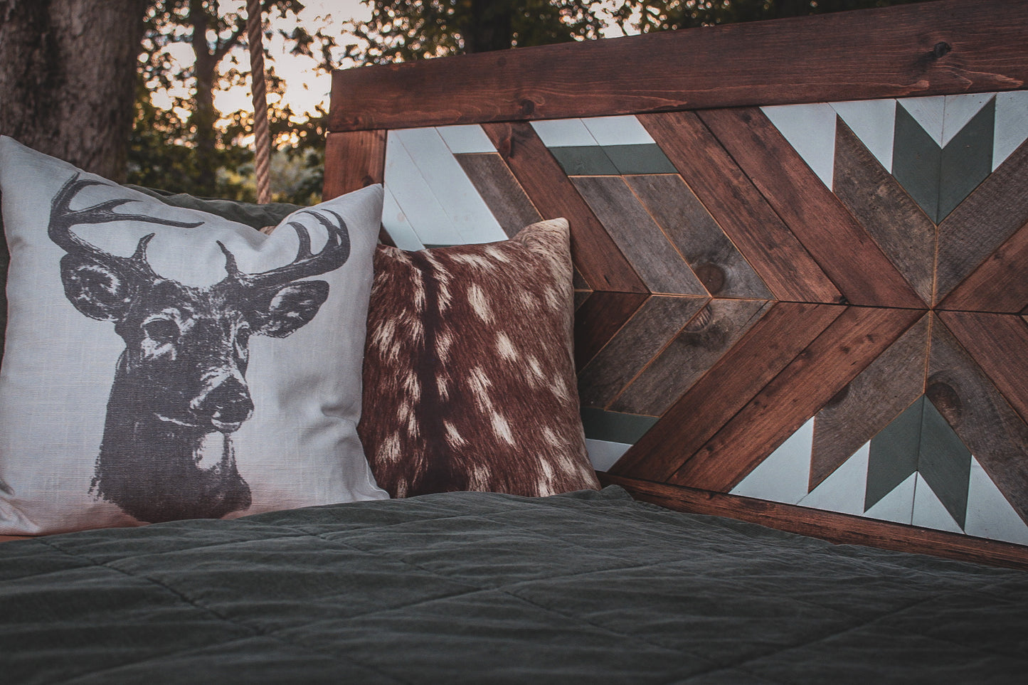 Mosaic Bed Swing- with twin mattress