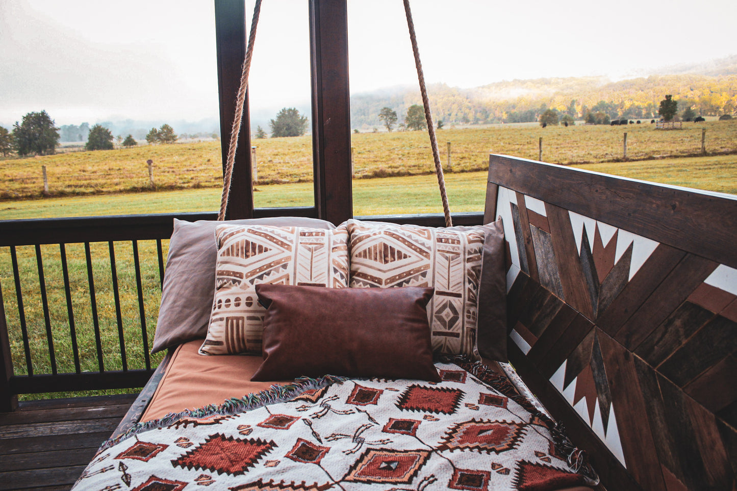 Mosaic bed swing with mattress